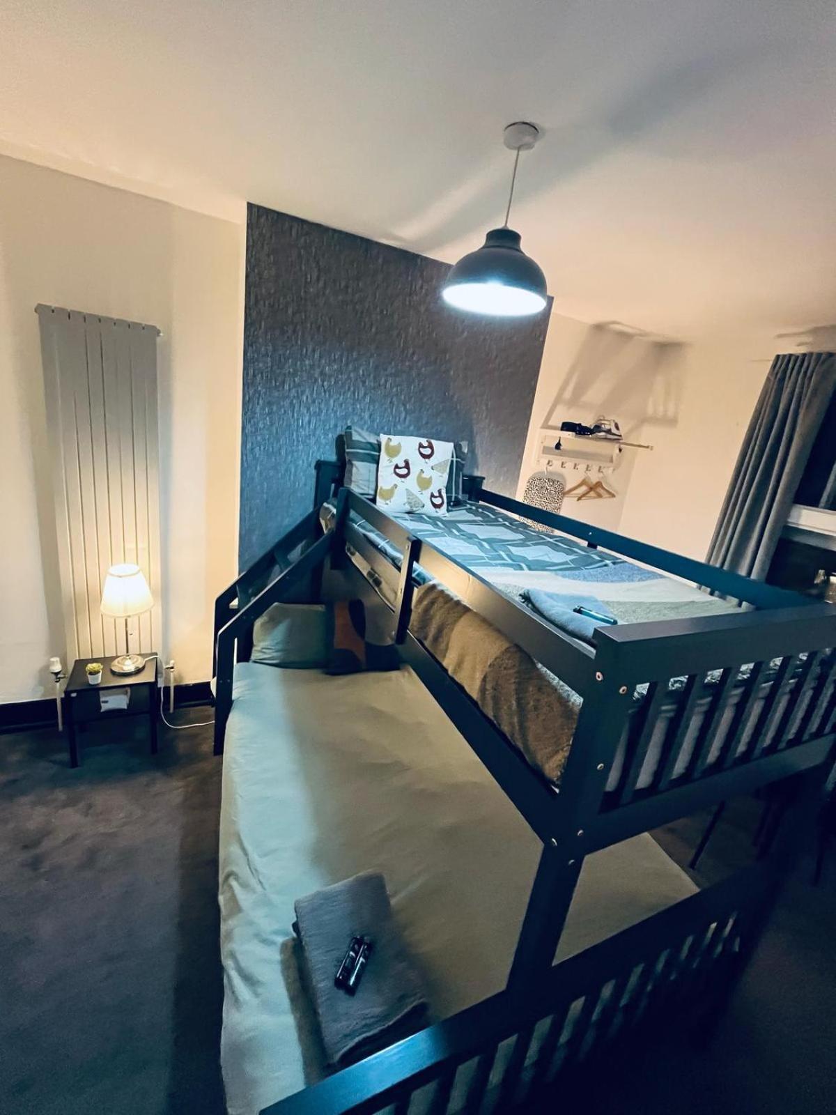 10 Minutes To Central London Vaux Екстер'єр фото